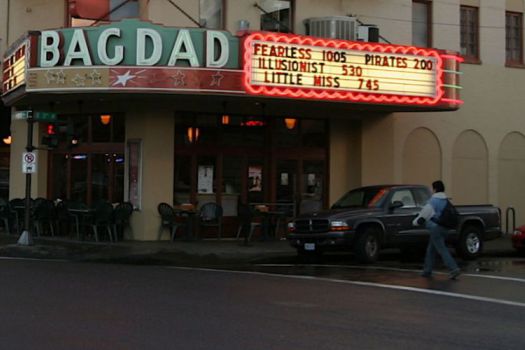 Hawthorne Street, Portland